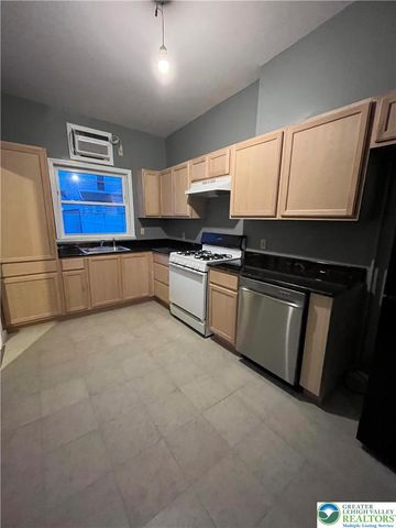 932 Washington Street, Easton, PA 18042