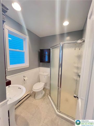 932 Washington Street, Easton, PA 18042