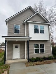 23 Sevier St, Clarksville, TN 37042