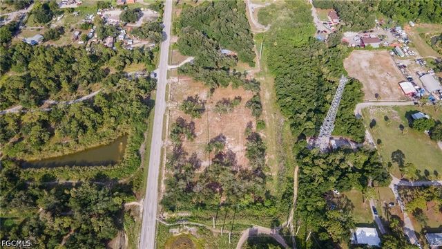 6080 Mellow DR, North Fort Myers, FL 33917