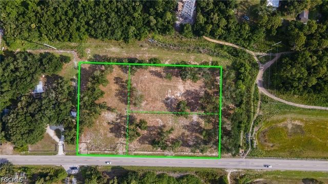 6080 Mellow DR, North Fort Myers, FL 33917