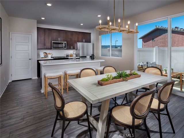1140 Tropic Court, Redlands, CA 92374