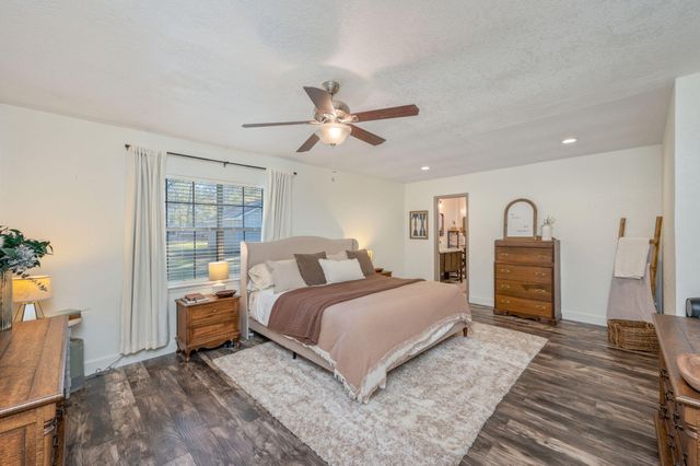 6039 Blueberry Lane, Crestview, FL 32536