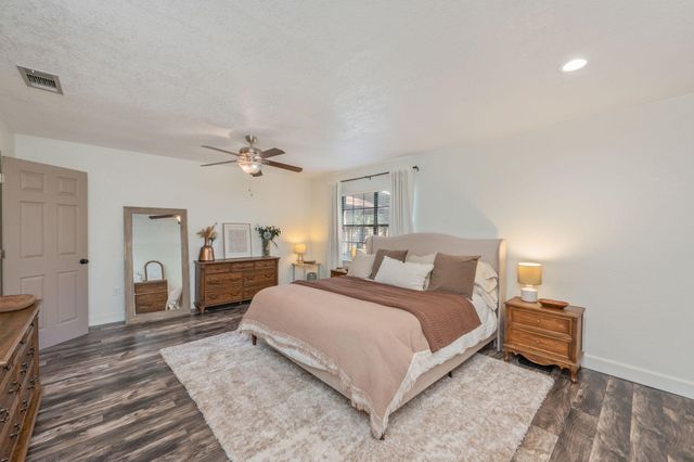 6039 Blueberry Lane, Crestview, FL 32536