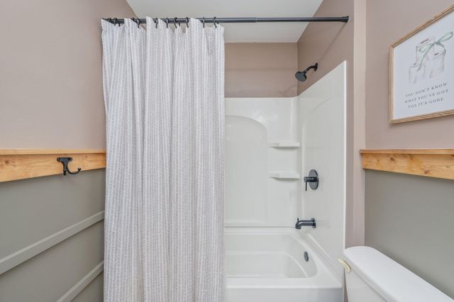 6039 Blueberry Lane, Crestview, FL 32536