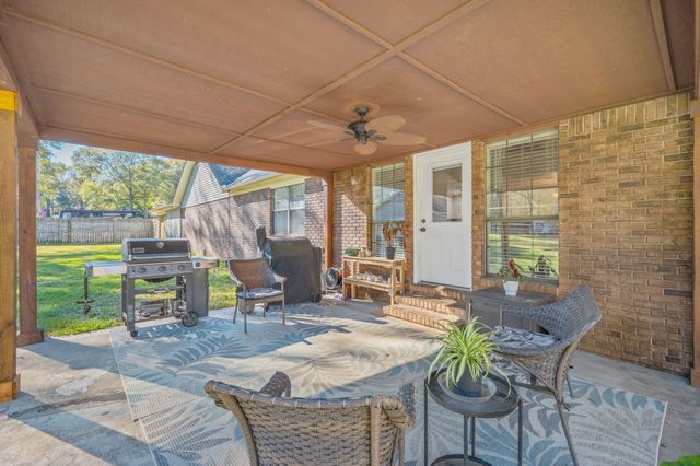 6039 Blueberry Lane, Crestview, FL 32536