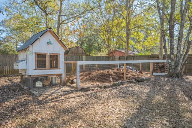 6039 Blueberry Lane, Crestview, FL 32536