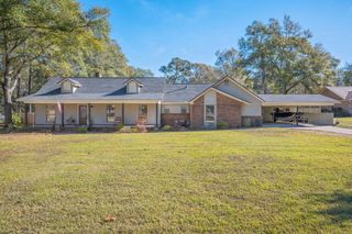 6039 Blueberry Lane, Crestview, FL 32536