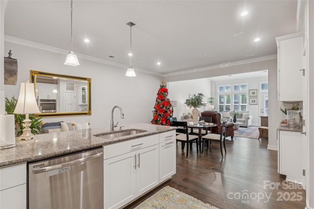 5812 Barrowlands Court, Charlotte, NC 28210