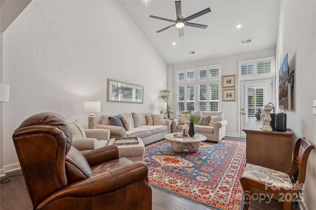 5812 Barrowlands Court, Charlotte, NC 28210