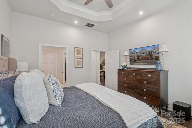 5812 Barrowlands Court, Charlotte, NC 28210