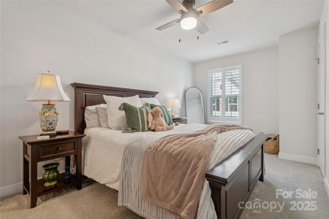 5812 Barrowlands Court, Charlotte, NC 28210