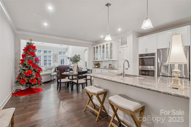 5812 Barrowlands Court, Charlotte, NC 28210