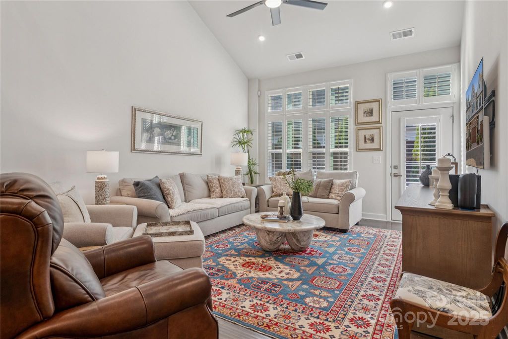 5812 Barrowlands Court, Charlotte, NC 28210