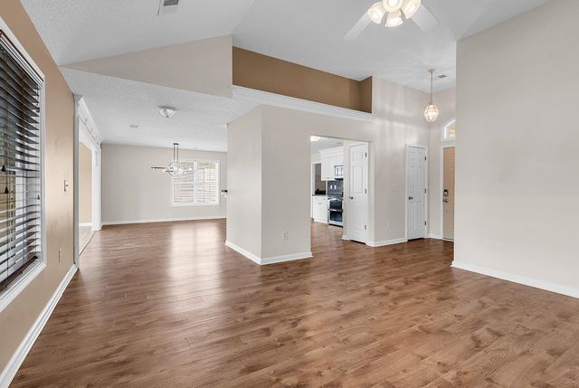 140 Southborough Ln., Myrtle Beach, SC 29588