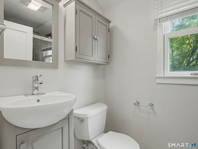40 Tupper Drive, Stamford, CT 06902