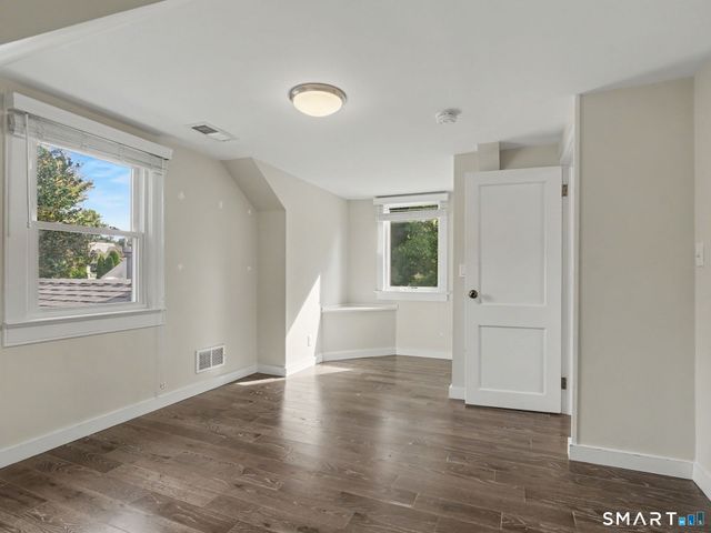 40 Tupper Drive, Stamford, CT 06902