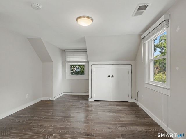 40 Tupper Drive, Stamford, CT 06902