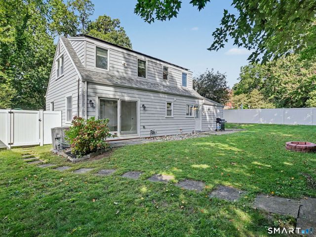 40 Tupper Drive, Stamford, CT 06902