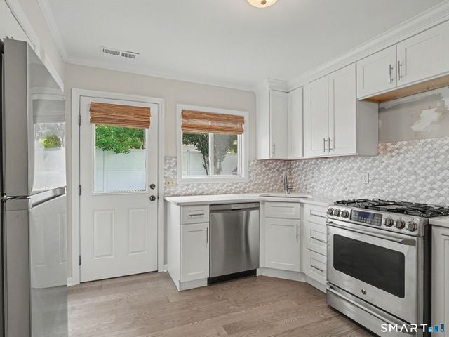 40 Tupper Drive, Stamford, CT 06902
