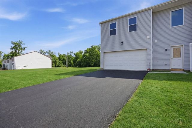 101 Blue Bird Ln, Buffalo Twp, PA 16055