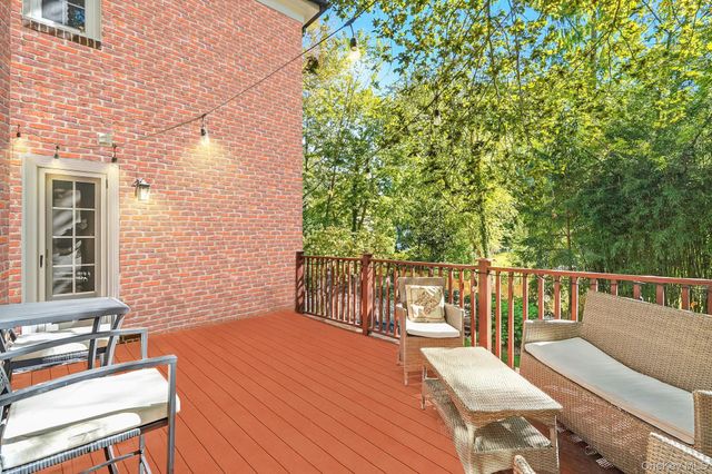20 Forest Lane, Scarsdale, NY 10583