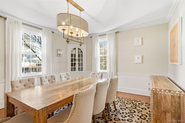 20 Forest Lane, Scarsdale, NY 10583