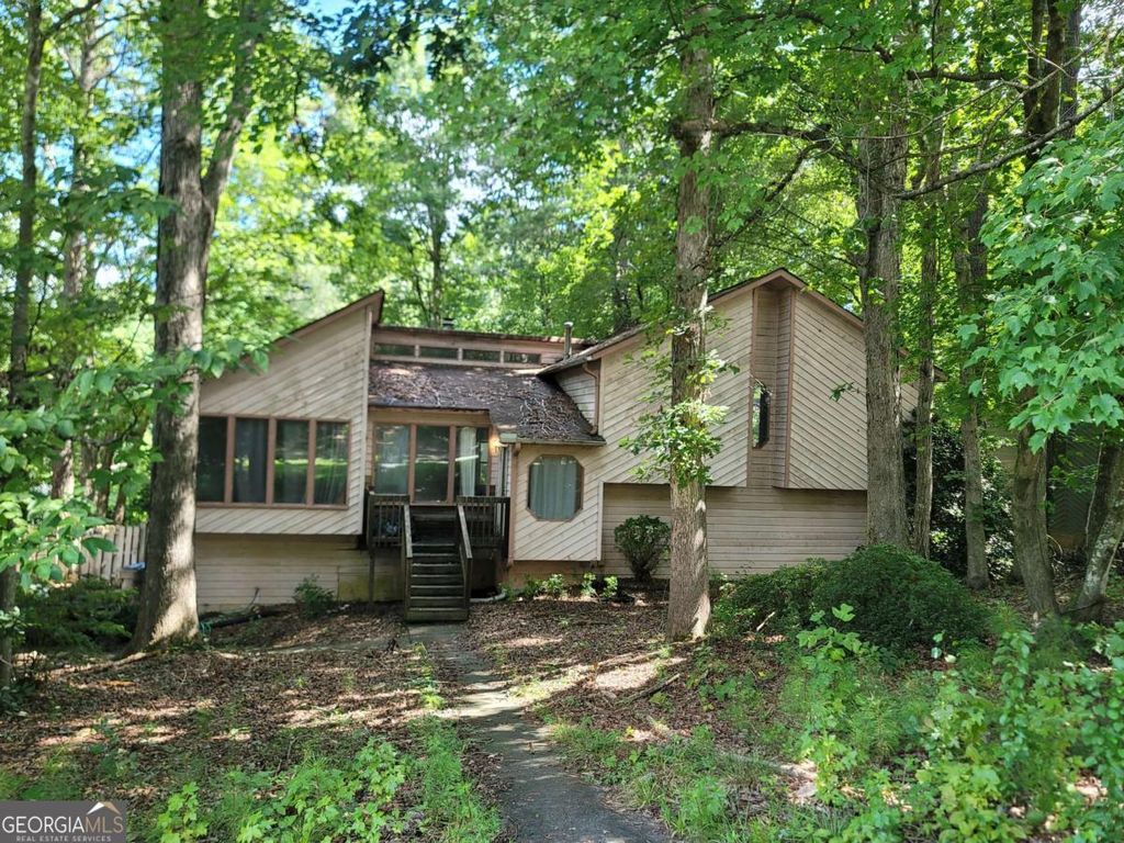1126 Reading Drive NW, Acworth, GA 30102