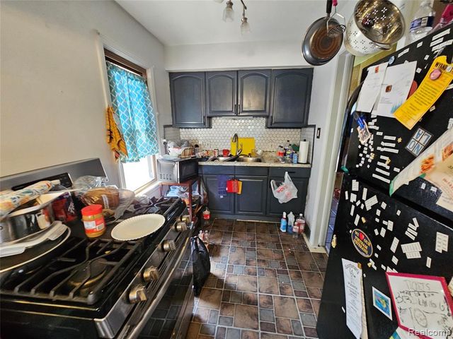 2268 17th Street, Wyandotte, MI 48192