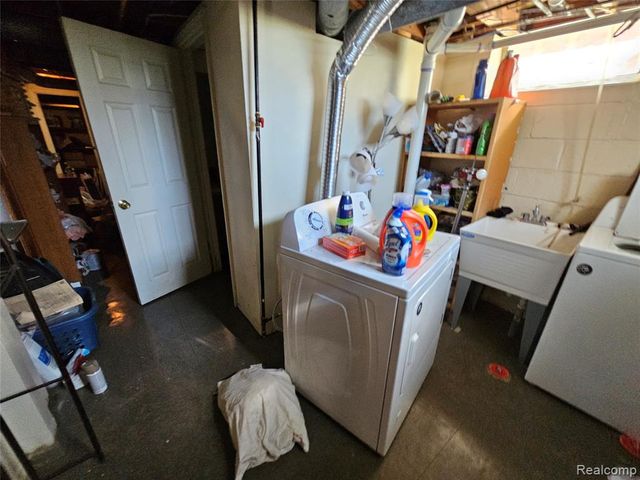 2268 17th Street, Wyandotte, MI 48192