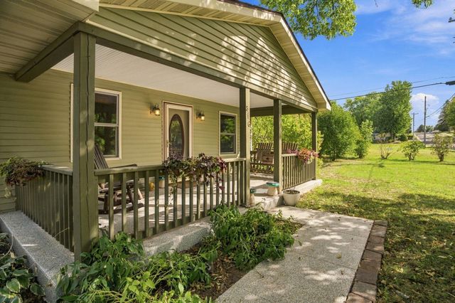 816 Saint Croix Street, Prescott, WI 54021