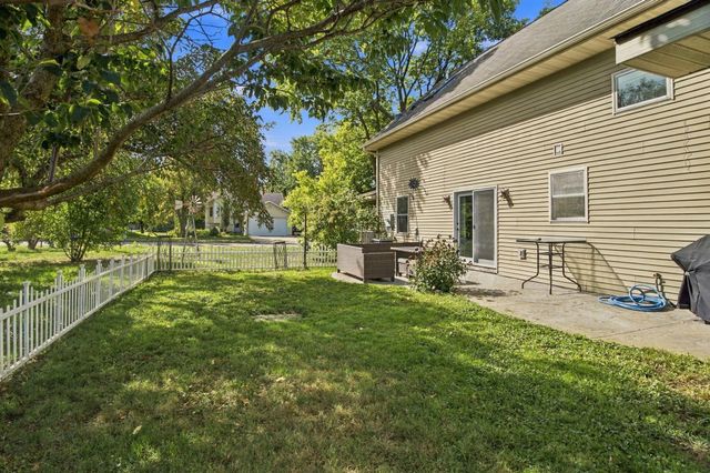 816 Saint Croix Street, Prescott, WI 54021