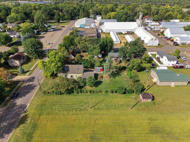 816 Saint Croix Street, Prescott, WI 54021