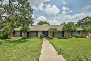 307 Stonewall LN, Austin, TX 78746