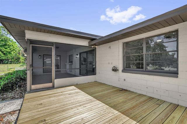 1020 S SCENIC HIGHWAY, Lake Wales, FL 33853