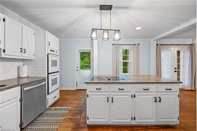 1 ANSON Circle, Greensboro, NC 27407