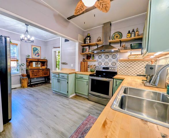 1418 S Milton St, Spokane, WA 99224