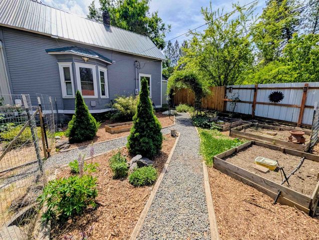 1418 S Milton St, Spokane, WA 99224