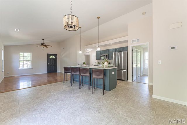 2239 Wismer Avenue, Overland, MO 63114