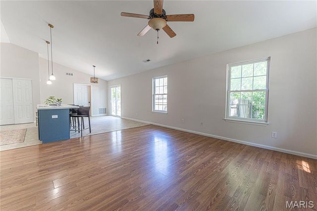 2239 Wismer Avenue, Overland, MO 63114