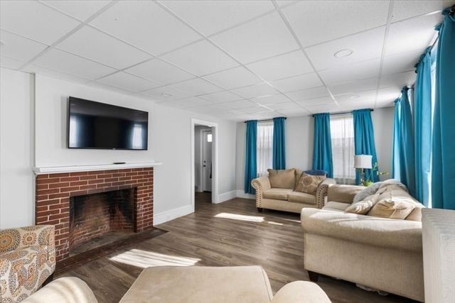 95 Temple St, Whitman, MA 02382