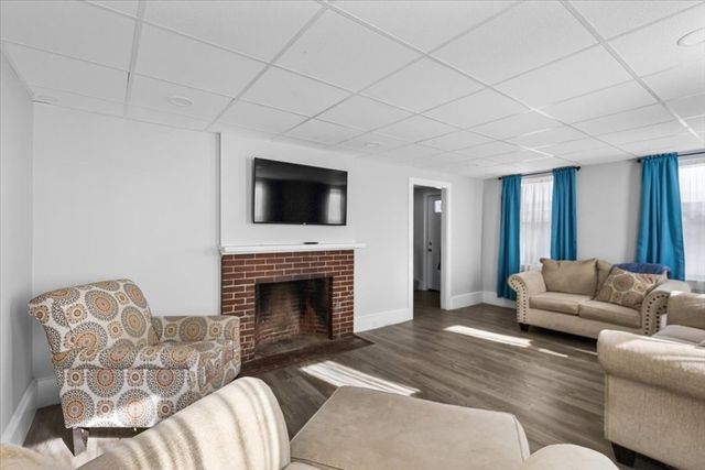 95 Temple St, Whitman, MA 02382