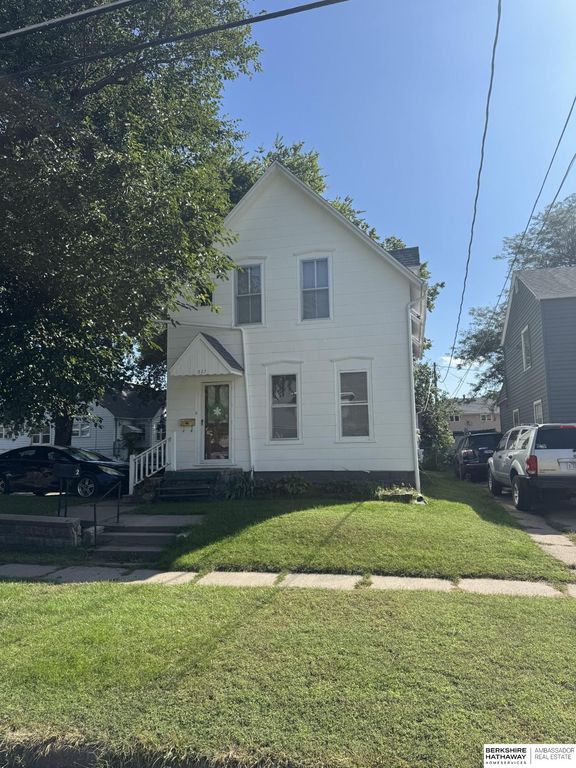 321 W 8th Street, Fremont, NE 68025