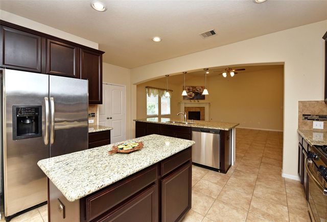 5922 Marble Bend Lane, Richmond, TX 77407