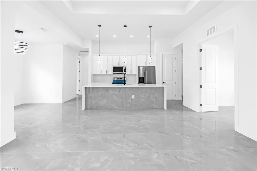 716 Connecticut LN, LEHIGH ACRES, FL 33936 — photo 4