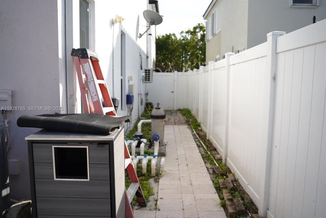 9443 SW 170th Path, Miami, FL 33196