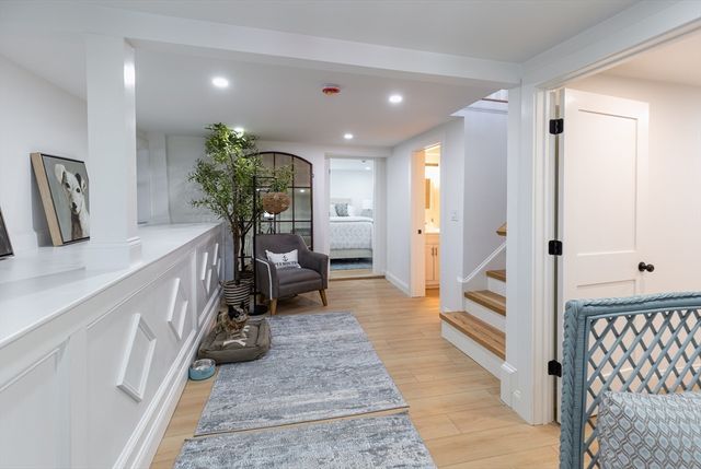 15 Manomet Beach Blvd, Plymouth, MA 02360