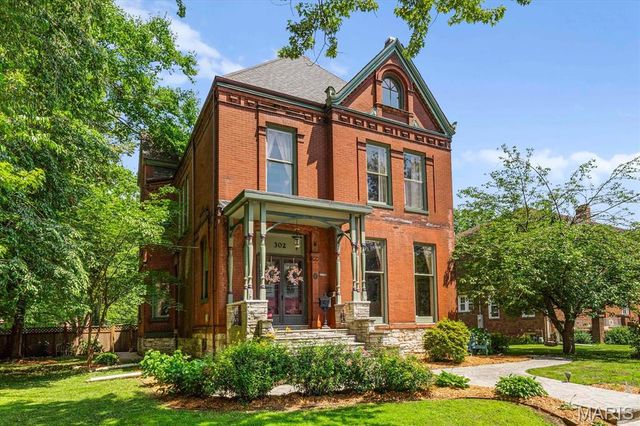 302 Abend Street, Belleville, IL 62220