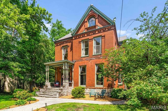 302 Abend Street, Belleville, IL 62220