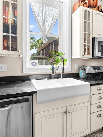 302 Abend Street, Belleville, IL 62220